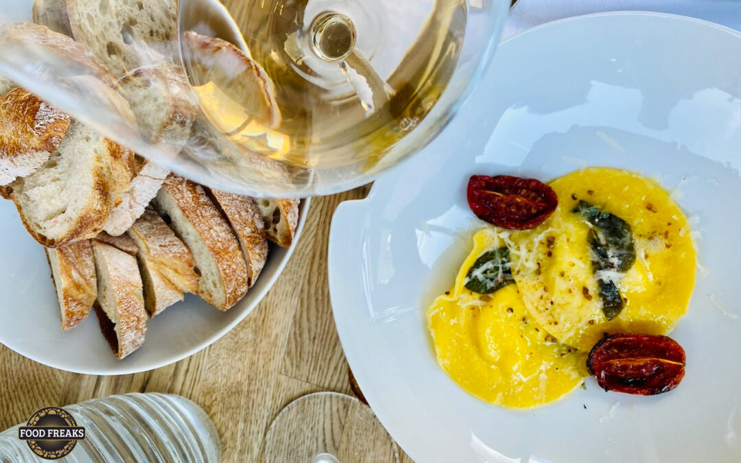 Ricotta-Ravioli mit Salbeibutter