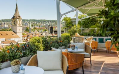 Mandarin Oriental Savoy Zurich startet in die Outdoor-Saison mit Sushi und Strawberry Afternoon Tea